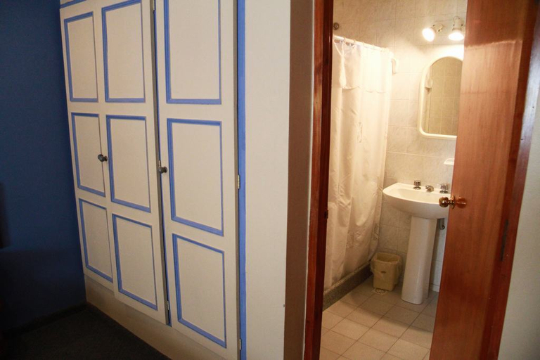 Bathroom, Kalton, San Rafael
