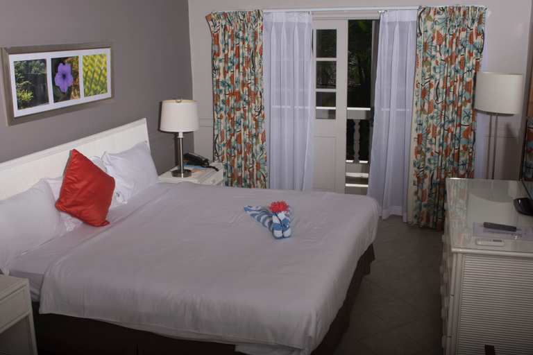 Bedroom 2, Bel Jou Hotel
