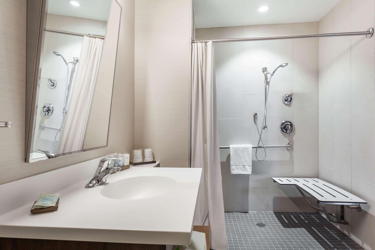 Bathroom 5, Wyndham Garden Edmonton Airport, Division No. 11