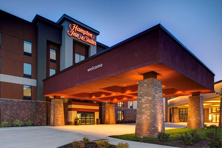 Exterior & Views 2, Hampton Inn & Suites Pittsburg Kansas Crossing, Crawford
