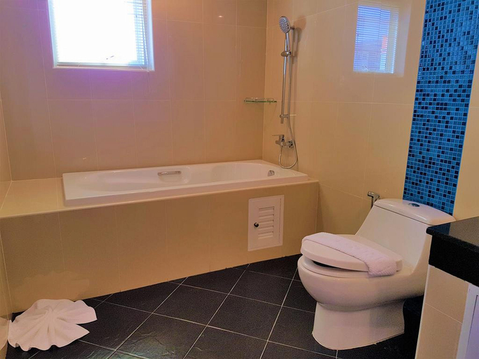 Bathroom, New Nordic Club, Pattaya