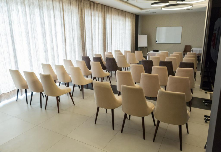 Ideo Lux Hotel Nis, Niš