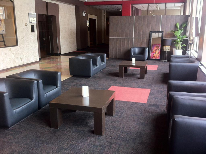Public Area, Hôtel Chicoutimi, Le Fjord-du-Saguenay