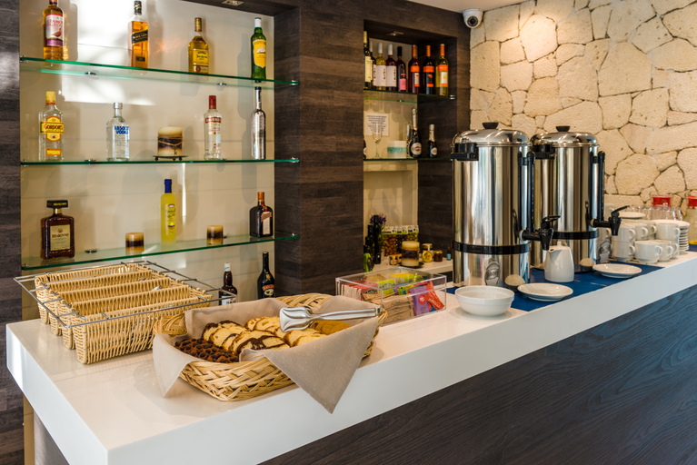 Food & Drinks 5, Elia Apartments, Central Macedonia