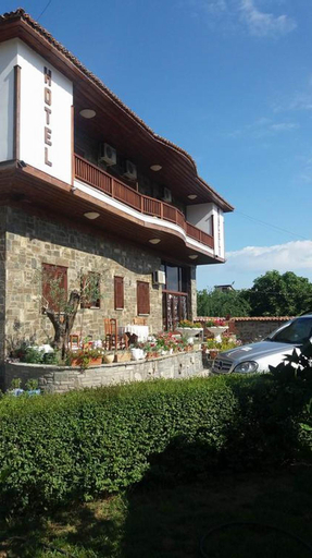 Kaceli Hotel, Beratit
