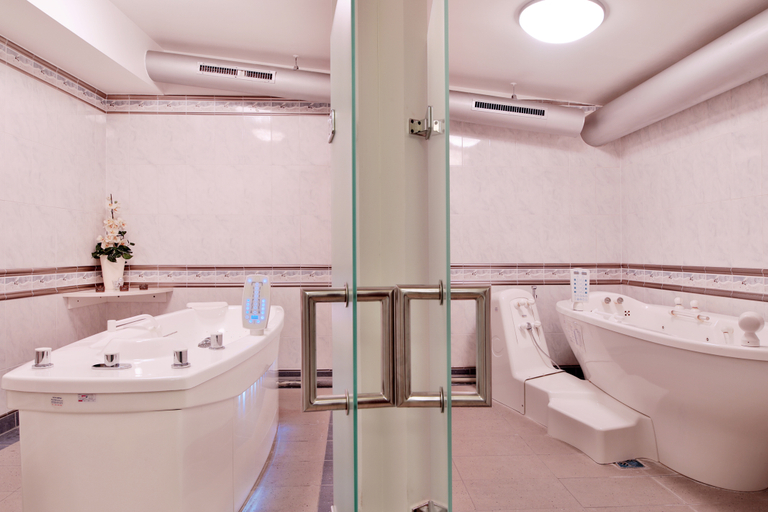 Bathroom 5, Olympia Wellness Hotel Karlovy Vary, Karlovy Vary