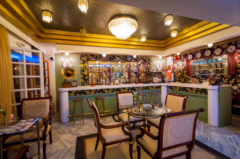 Food & Drinks 5, Krikonis Suites, Epirus