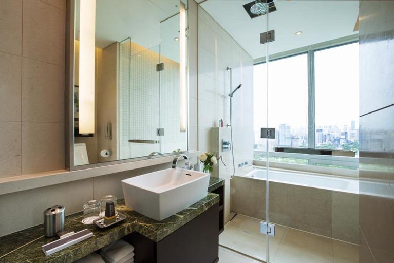 Bathroom 5, Yeouido Park Centre, Marriott Executive Apartments, Yeongdeungpo