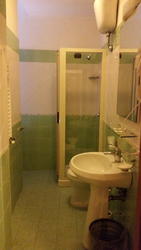 Bathroom, Hotel Eliseo Tourist Napoli, Napoli