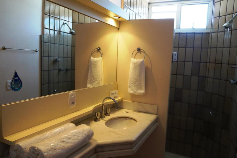 Bathroom, Fenix Pouso Alegre Hotel, Pouso Alegre