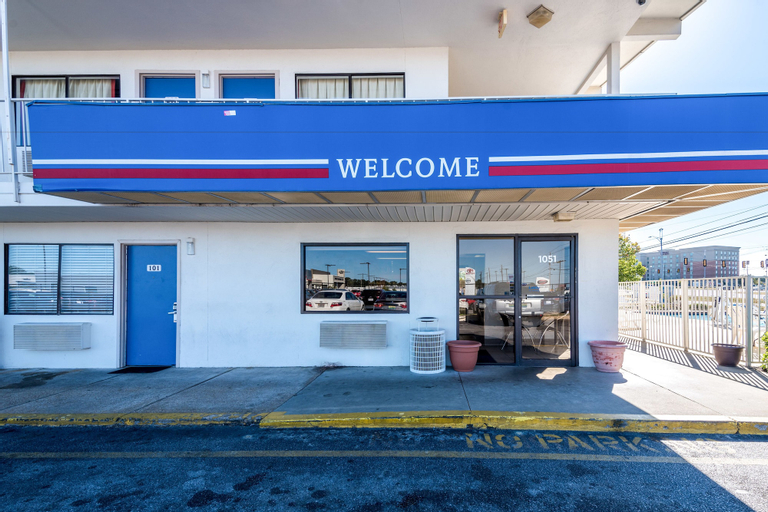 Motel 6 Montgomery, Montgomery