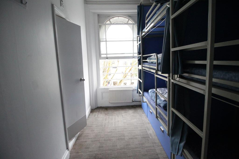 Bedroom 4, Smart Hyde Park Inn, London