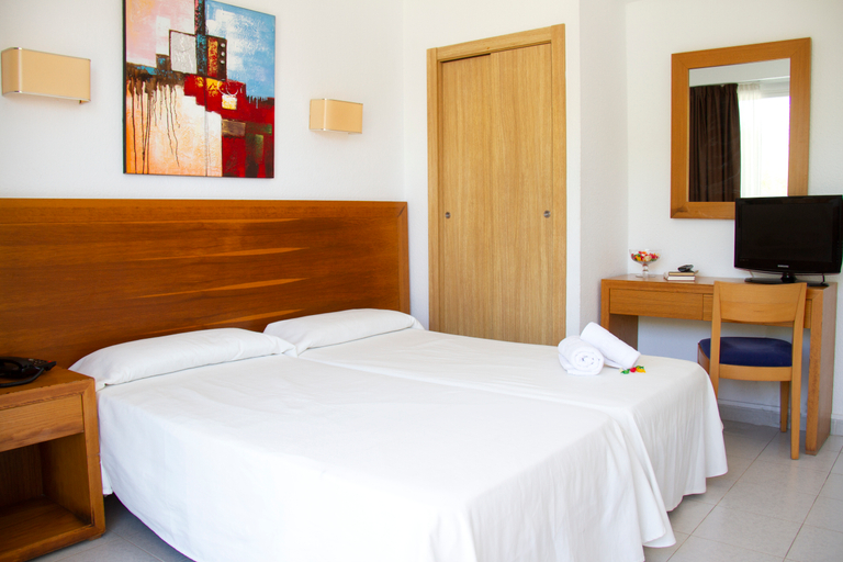 Bedroom 3, Hotel Selva Arenal, Baleares