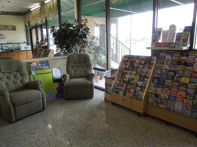 Public Area 2, Super 8 by Wyndham Williamsburg Pottery, James City