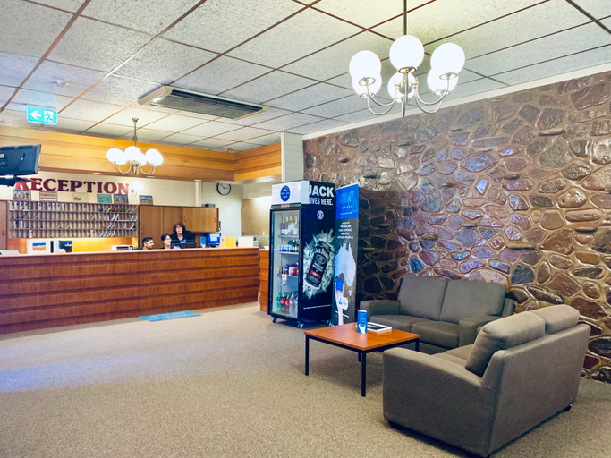Public Area 2, Opal Inn Hotel Motel, Coober Pedy