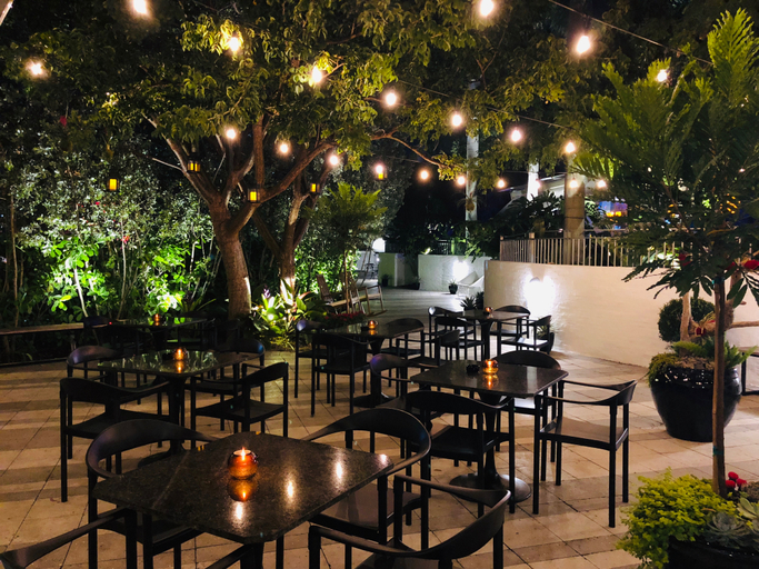 Food & Drinks 5, The Vagabond Hotel, Miami-Dade