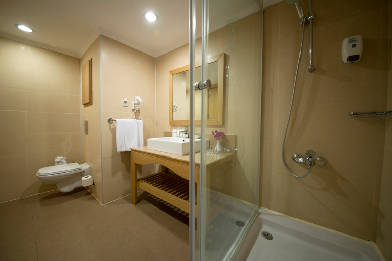 Bathroom, Limak Arcadia Sport Resort Hotel, Serik
