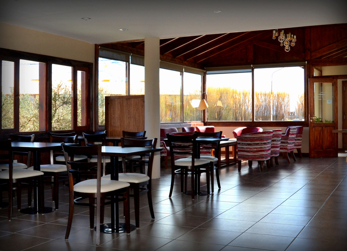 Food & Drinks 5, Hosteria Puerto San Julian, Lago Argentino