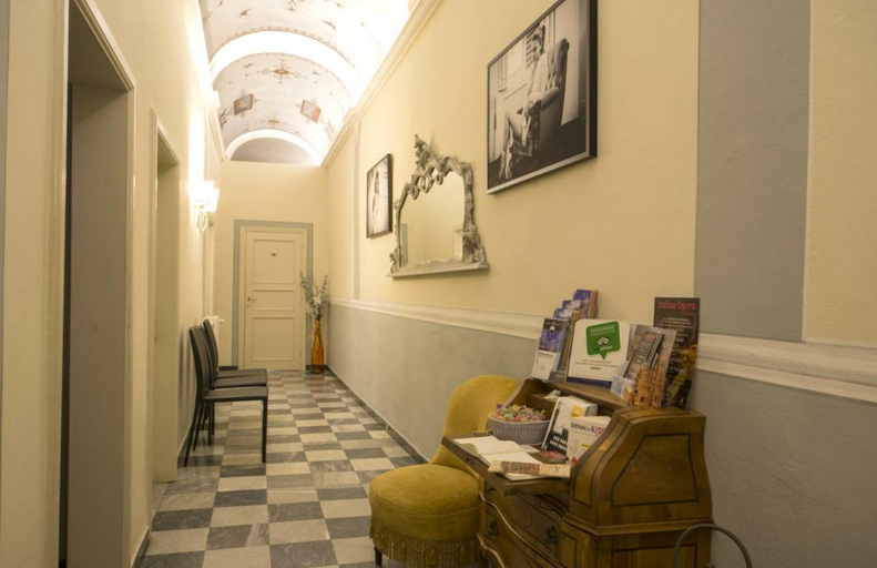 Public Area 2, Palazzo Bulgarini, Siena