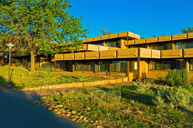 Exterior & Views 2, Thunderbird Lodge at Canyon De Chelly, Apache