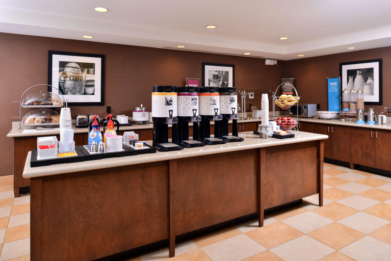 Public Area 2, Hampton Inn & Suites Mt. Vernon Belvoir Alexandria, Fairfax
