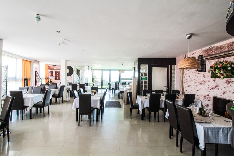 Food & Drinks 5, Razvan, Municipiul Bucuresti