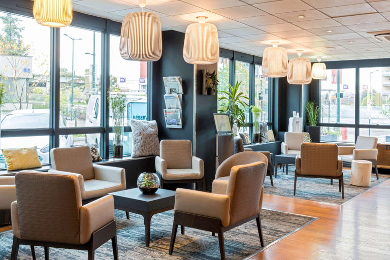 Public Area 2, Moxy Annecy, Haute-Savoie