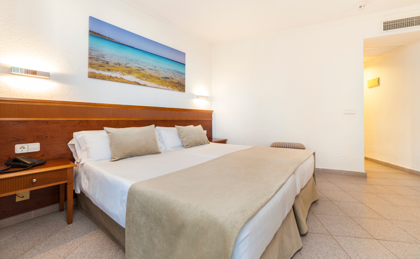 Bedroom 3, Globales Palmanova Palace, Baleares