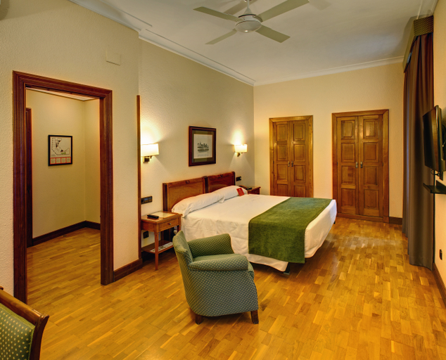 Bedroom 2, Hernan Cortes, Asturias
