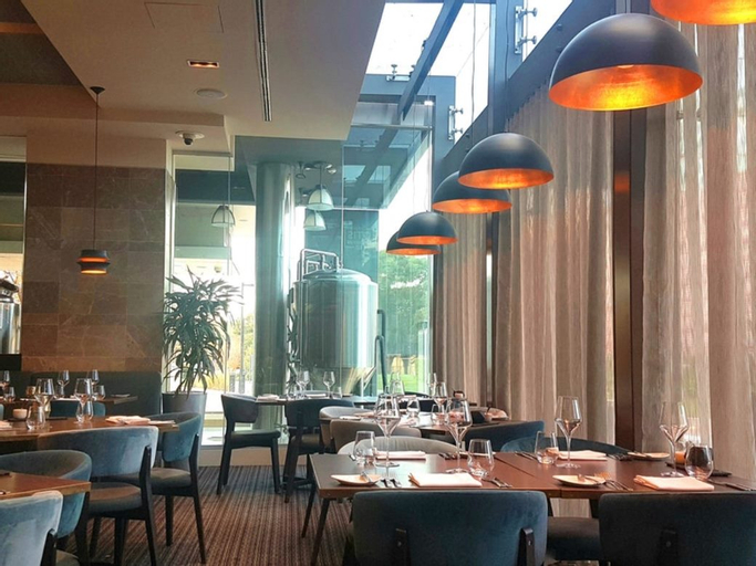 Food & Drinks 5, Rydges Campbelltown, Campbelltown - South