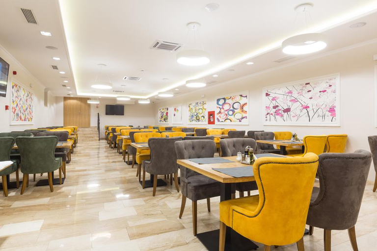 Food & Drinks 5, Royal Inn, Belgrade