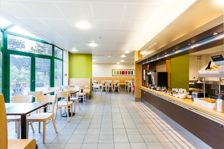 Food & Drinks 4, B&B HOTEL Orly Rungis Aéroport, Val-de-Marne