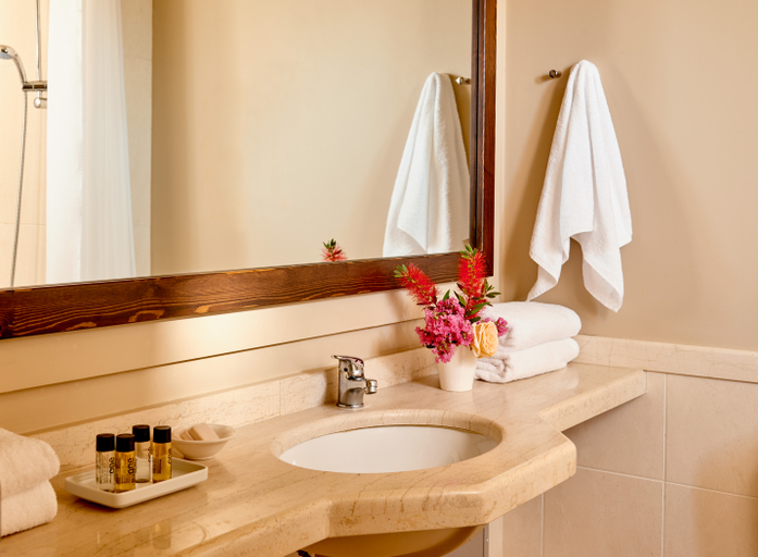 Bathroom, Village Heights Resort, Crete