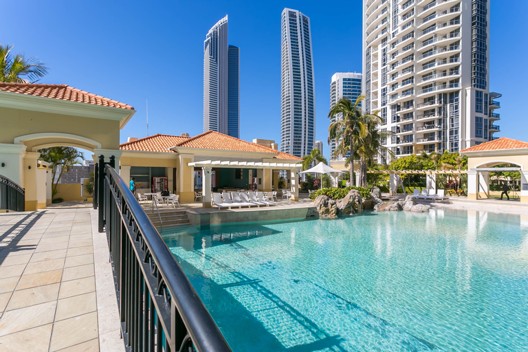 Sport & Beauty 2, Mantra Towers of Chevron, Gold Coast