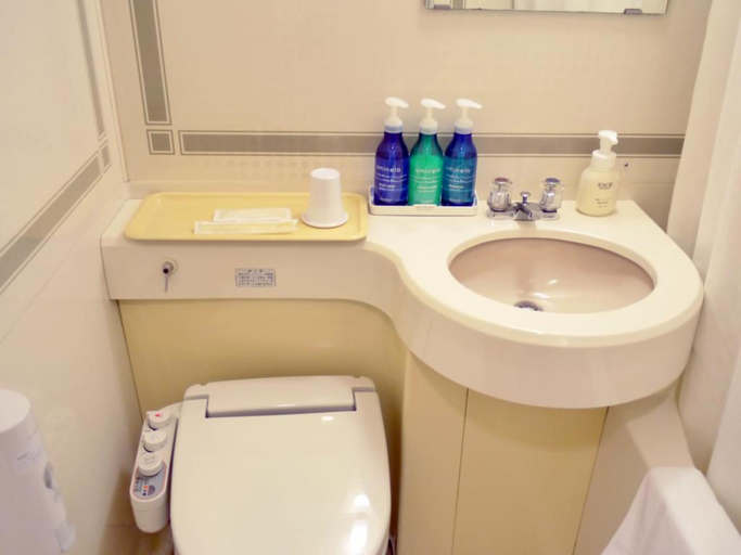 Bathroom 4, Yatsushiro Grand Hotel, Yatsushiro