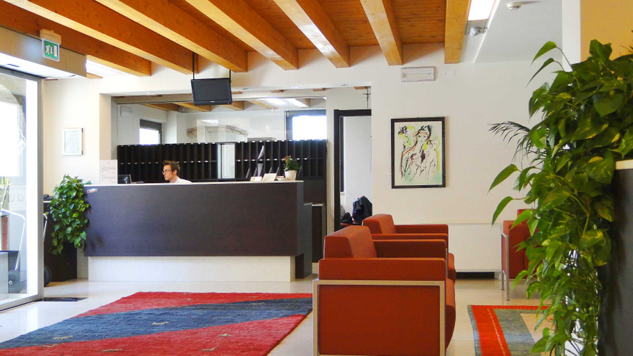 Public Area 3, Corte della Rocca Bassa, Verona