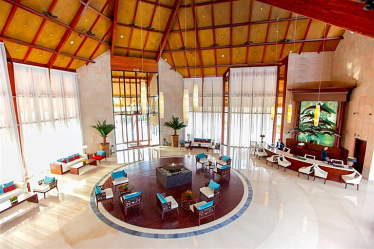 Public Area 4, JA Beach Hotel, Dubai, Dubai
