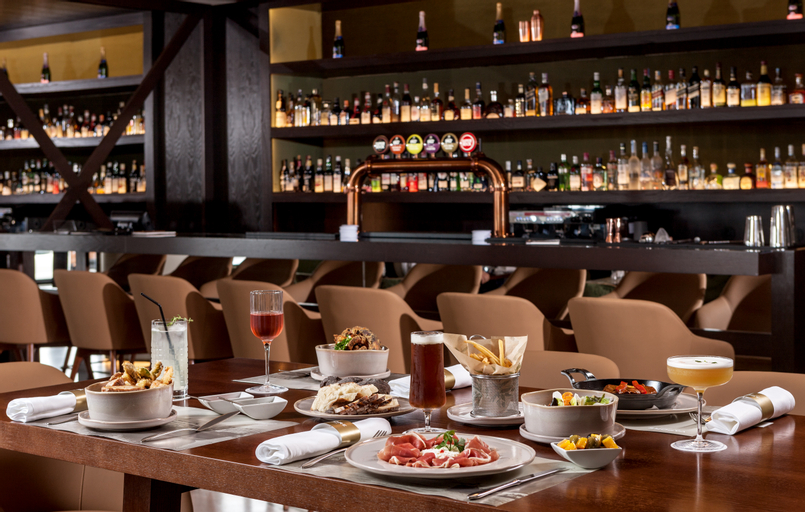 Food & Drinks 16