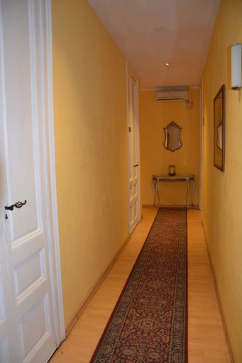 Public Area 2, Casa Consell Gran Via, Guest House, Barcelona