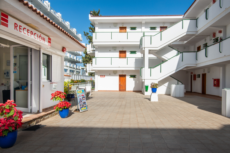 Exterior & Views 2, Apartments Montemayor, Las Palmas