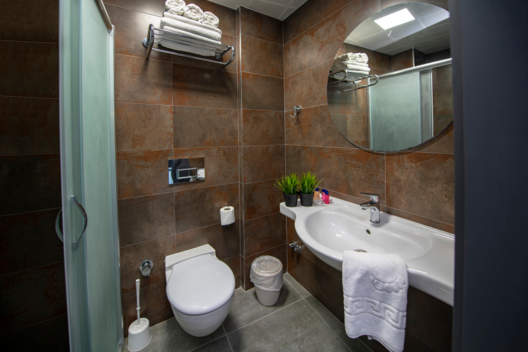 Bathroom 5, Tourist Hotel Antalya, Antalya