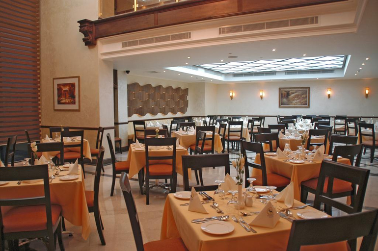 Food & Drinks 5, Sadeen Amman Hotel, Amman