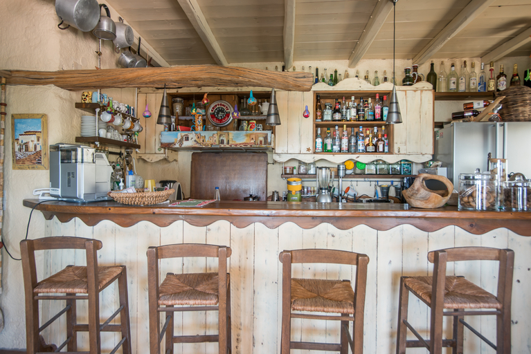Food & Drinks 5, Anthippi - Adults only, South Aegean
