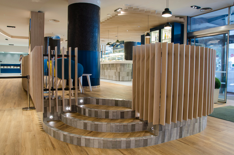 Public Area 4, Suites Plaza Hotel & Wellness