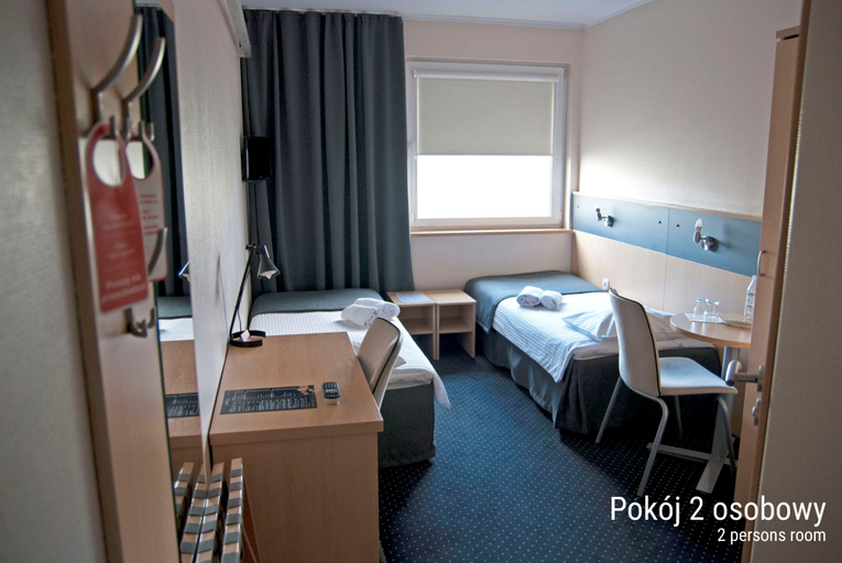 Bedroom 4, Economy Silesian Hotel, Katowice City