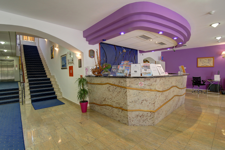 Public Area 2, Hotel Komodor, Dubrovnik