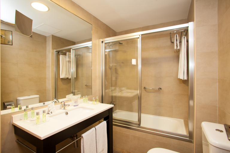Bathroom, HOTEL DON PEPE MALLORCA, Baleares