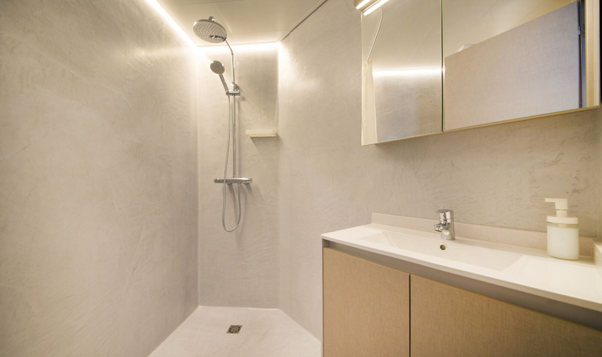 Bathroom 4, Sono House, Barcelona