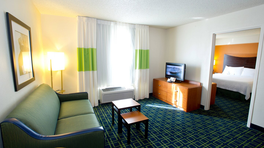 Bedroom 3, Fairfield Inn & Suites Arlington Near Six Flags, Arlington