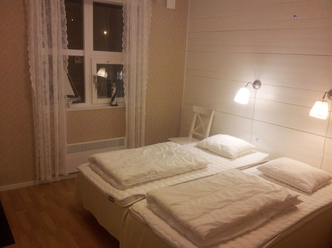 Bedroom 3, Sjötorps Vandrarhem & Rum - Hostel, Mariestad